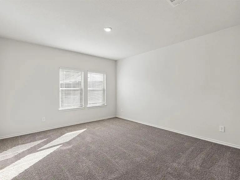13204 Enclave Pkwy — Photo 11