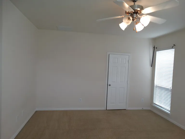 11897 Lampwick Ln — Photo 12