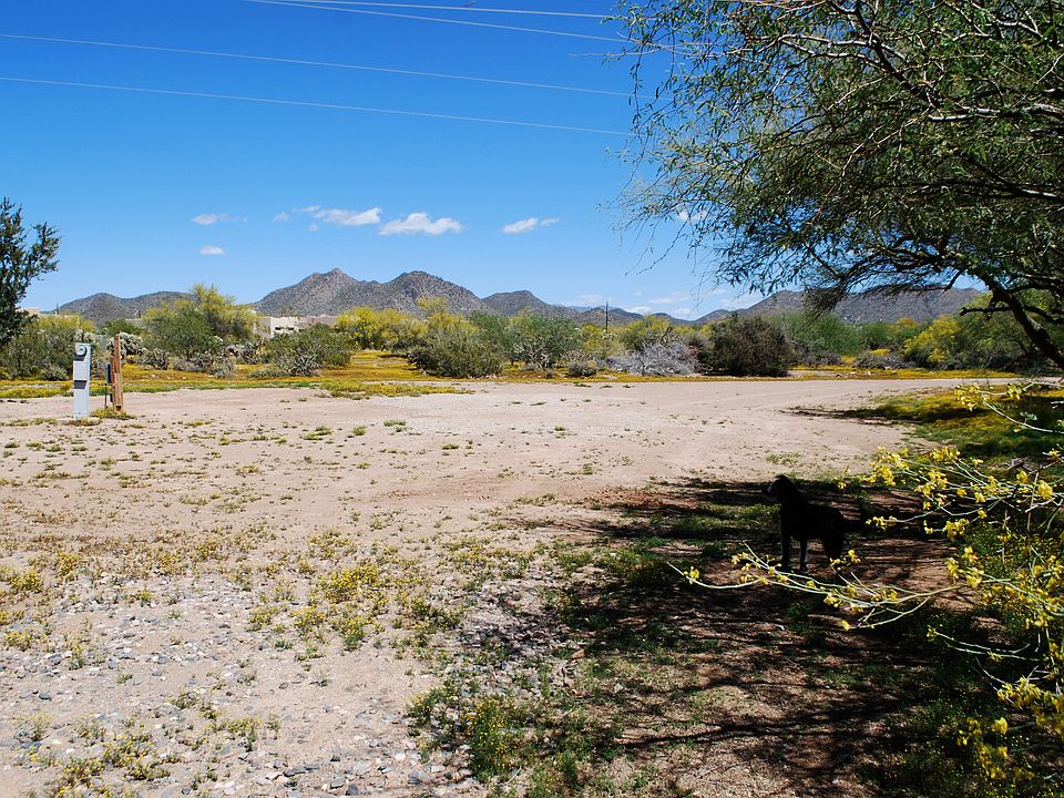 Power, water and septic in