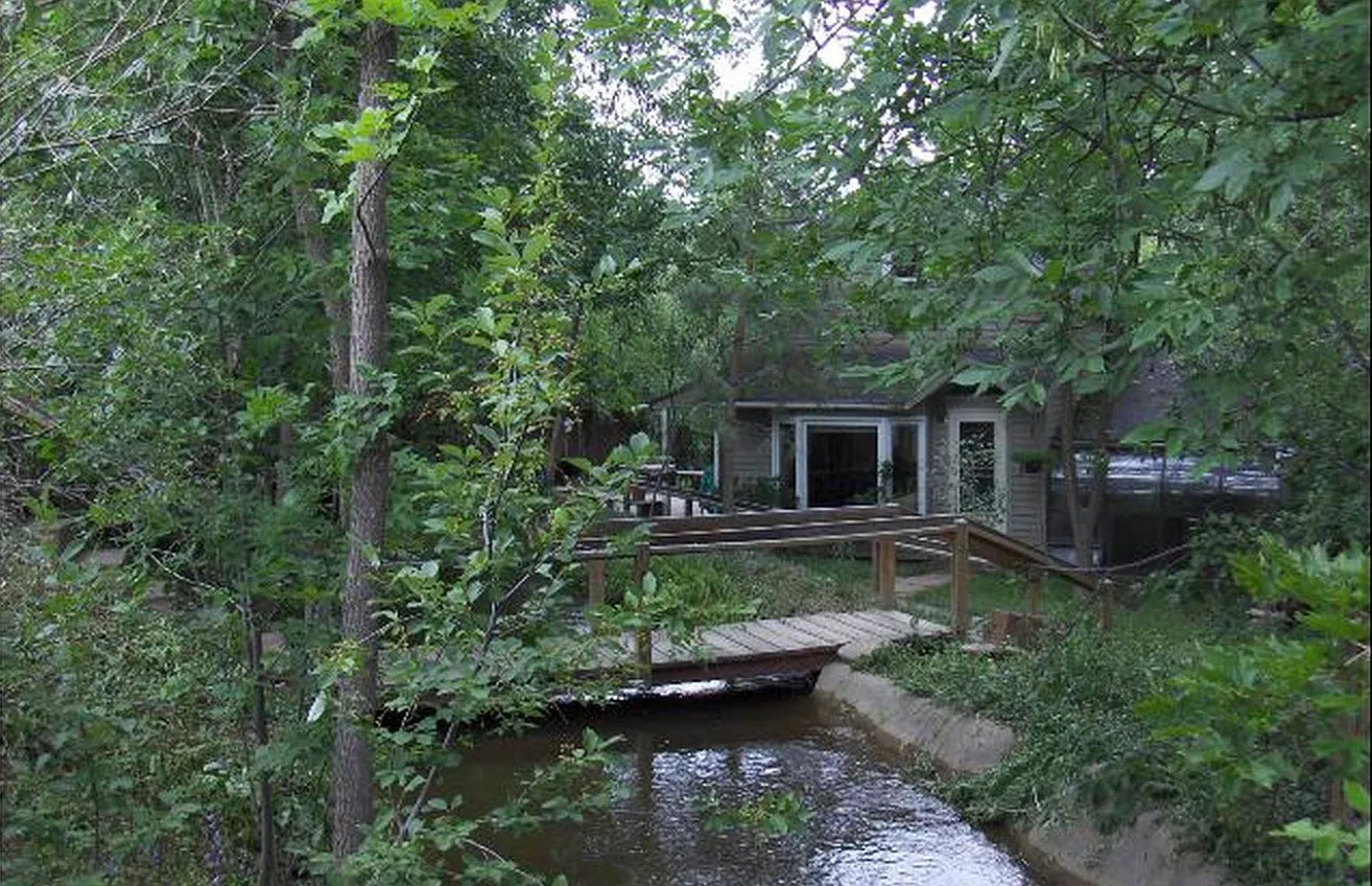 3 bed, 1500 sqft, $5,500 — Photo 2