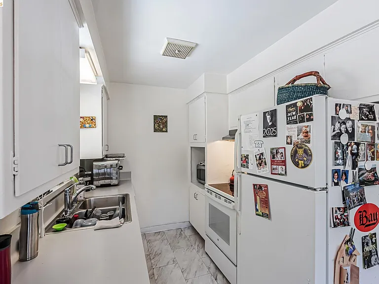 2050 Donald Dr — Photo 9