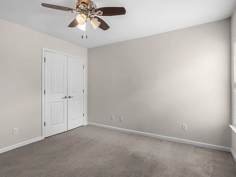 149 Tahoe Dr — Photo 37