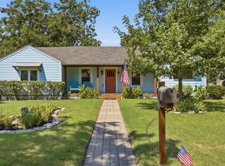 1217 Fairground St, Taylor, TX 76574
