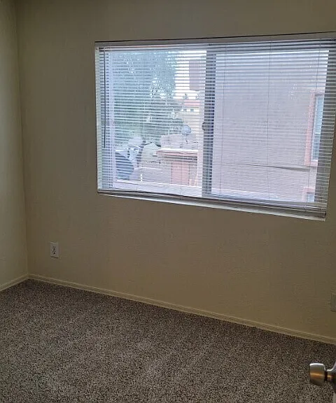 5229 W Willetta St — Photo 12