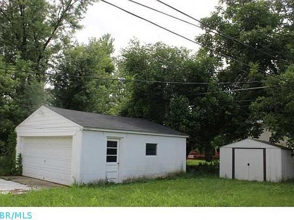 2nd image of 3191 Bluefield Dr