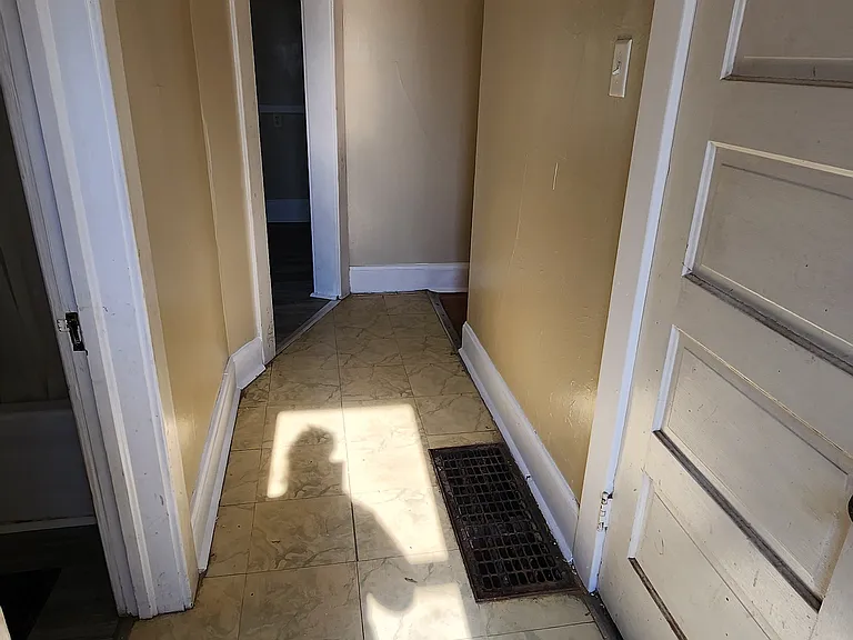 1206 S Galena Ave — Photo 3