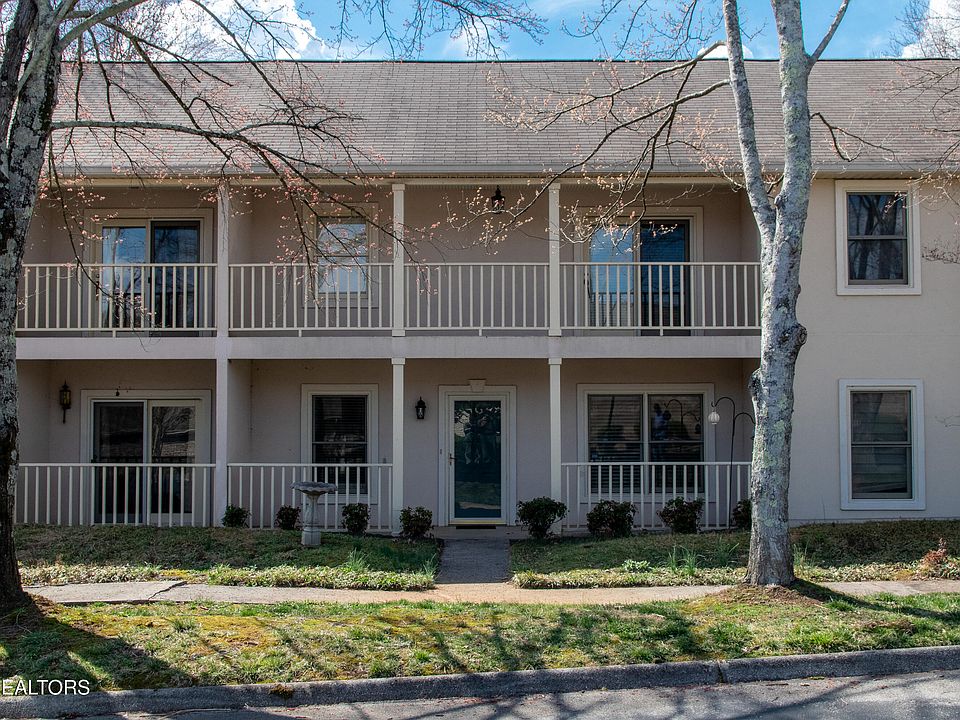 1st image of 8602 Old Carriage Ct