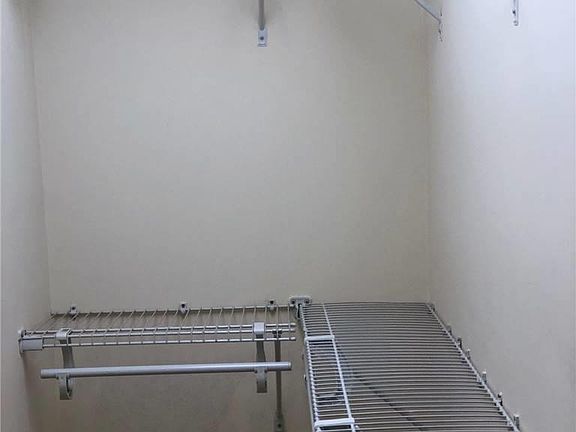 4th image of 164-37 98th St Floor 1