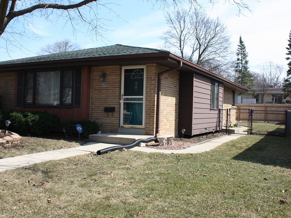 1st image of 9943 W Grantosa Dr