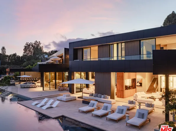 10710 Chalon Rd, Los Angeles, CA 90077