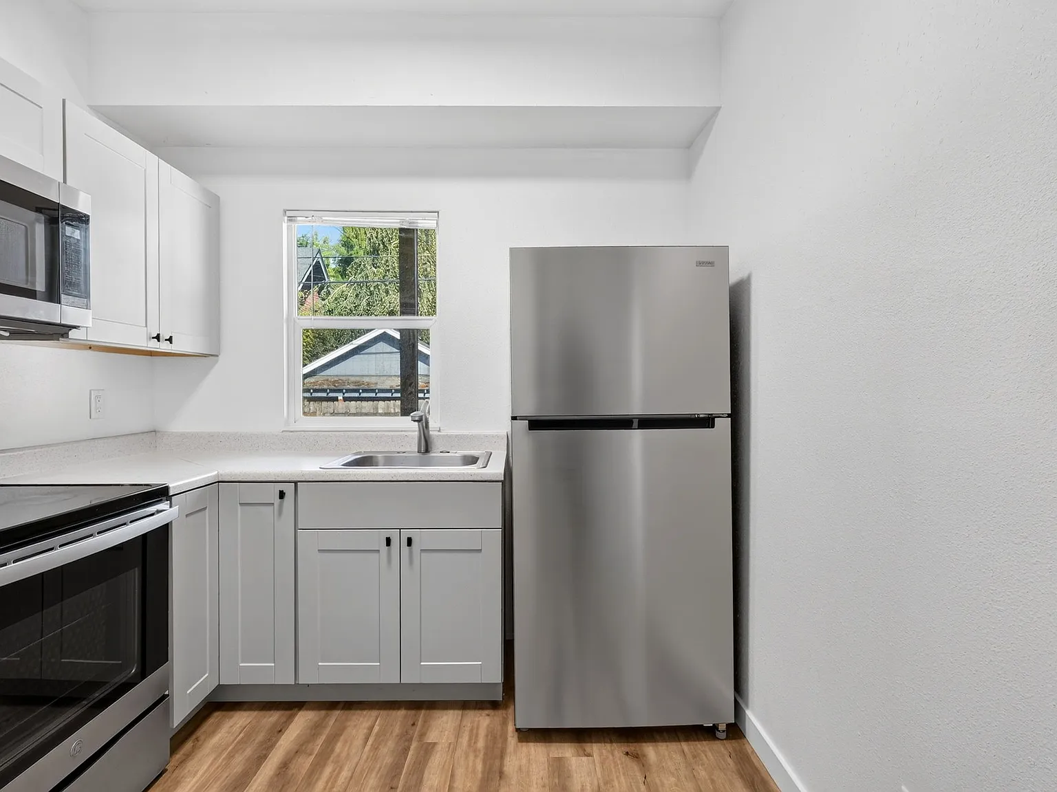 1 bed, 650 sqft, $1,425 — Photo 2