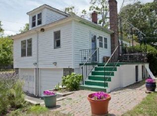 31 Nautilus Dr, Rocky Point, NY 11778