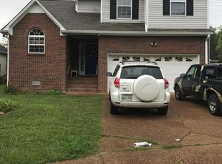 1769 University Dr, Columbia, TN 38401