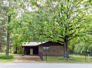 819 Sharon St, Perryville, AR 72126