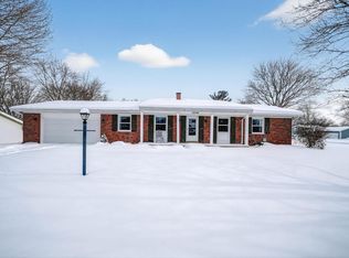 52340 Tallyho Dr N, South Bend, IN 46635