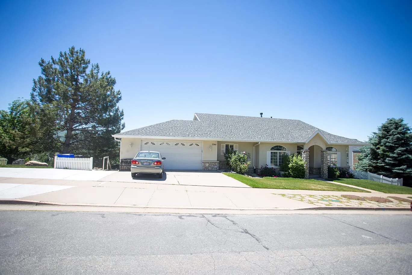 1364 Northridge Dr — Photo 1