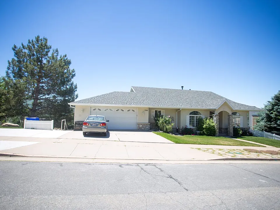 1364 Northridge Dr #1