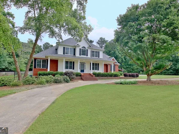 375 Williamsburg Cir, McDonough, GA 30253