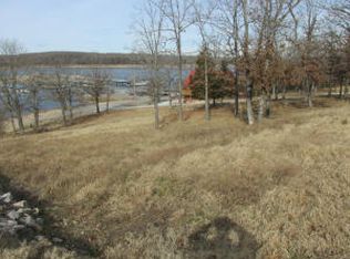 Crown St, Diamond City, AR 72630