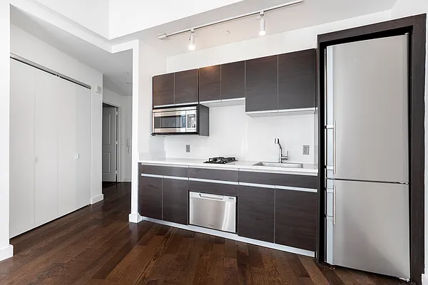 Rented by Platinum Properties | media 2