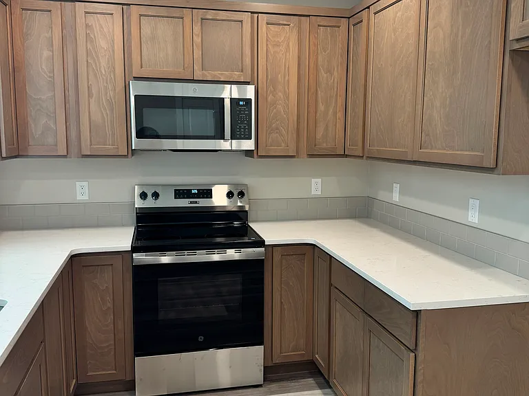 1666 Harris Way — Photo 4