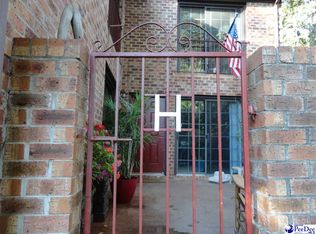 720 Coventry Ln APT H, Florence, SC 29501
