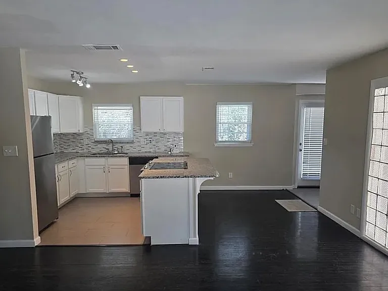 2435 Bouldercliff Way SE #2435 — Photo 1