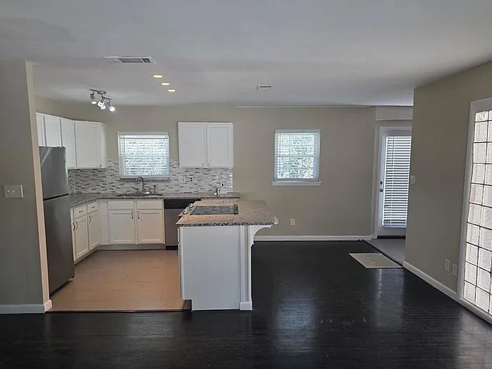 1st image of 2435 Bouldercliff Way SE #2435