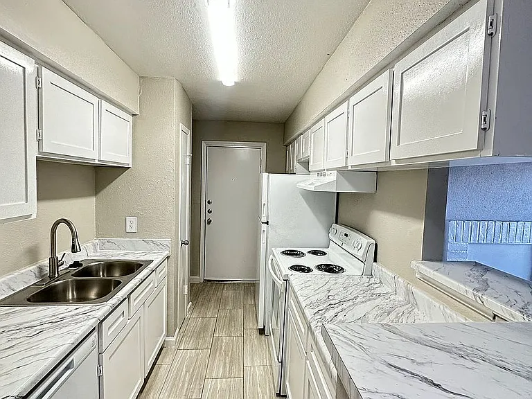 Serena Village 2 Apartments — Photo 1