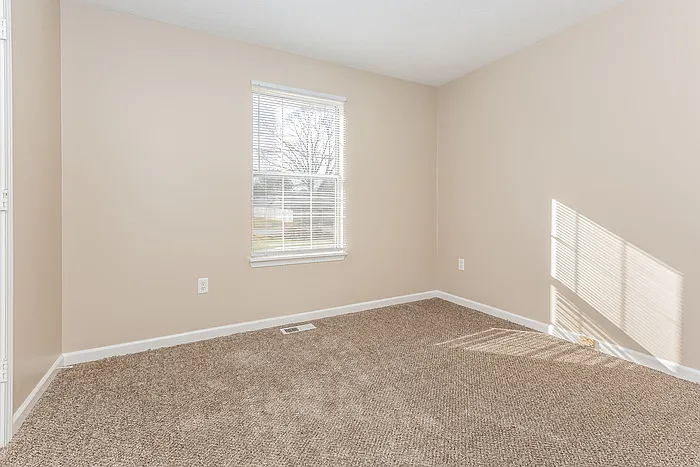 13092 Copperfield Ln — Photo 6