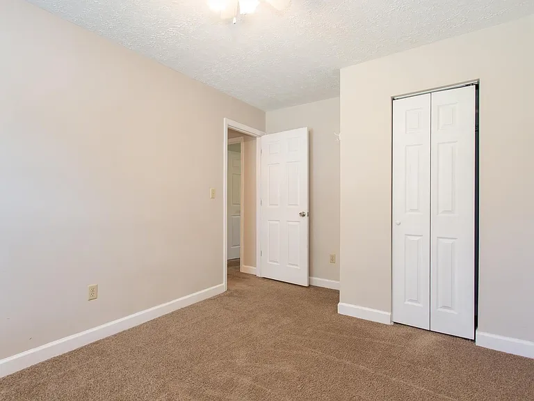 5571 Tallant Rd #B — Photo 11