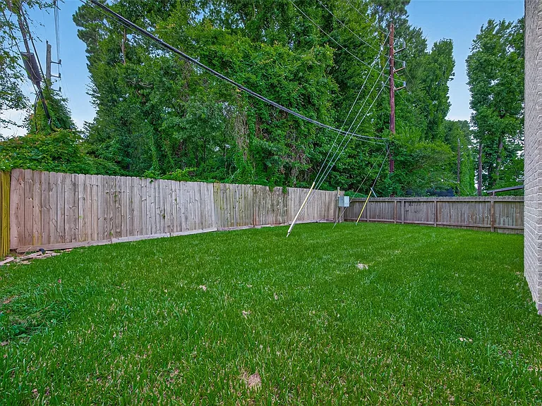 20003 Fieldtree Dr — Photo 46