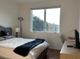 5695 Skyline Blvd, Oakland, CA 94611