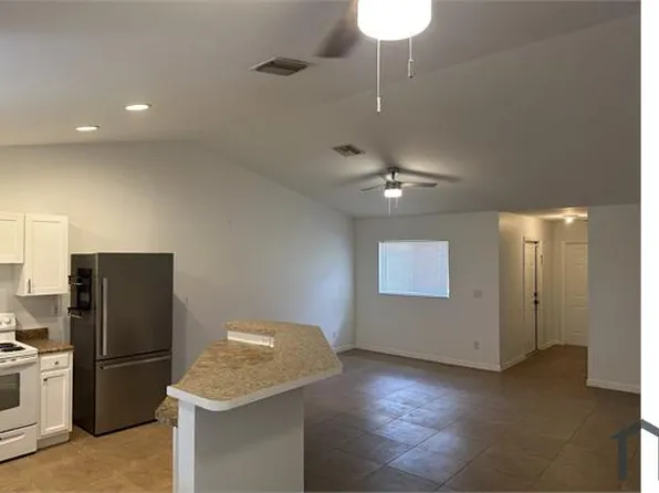 4518 20th St SW, Lehigh Acres, FL 33973