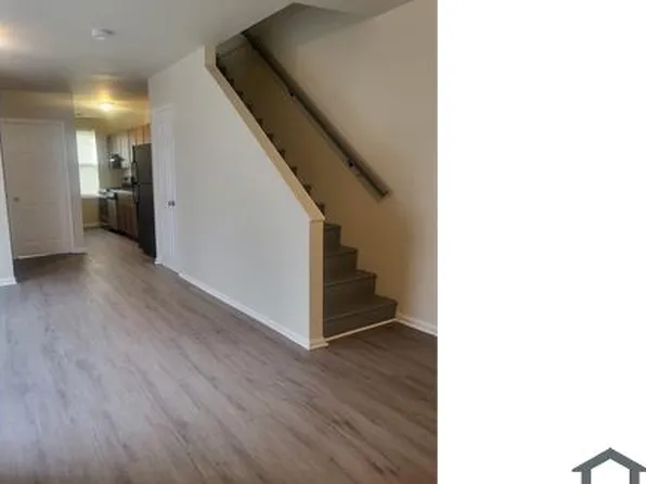 4644 Hillside Rd SE APT 1, Washington, DC 20019