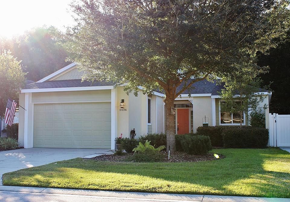 1st image of 2436 NE 33rd Ct