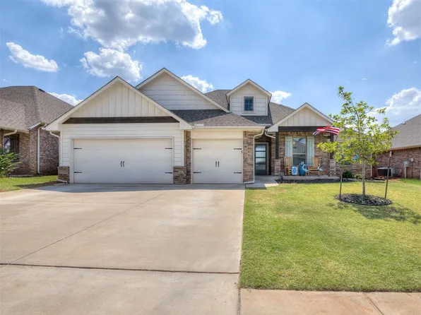 1624 NE 35th St, Moore, OK 73160