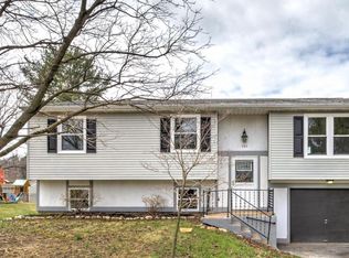 532 Kingston Rd, Harrisburg, PA 17112