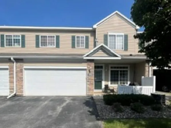 1925 Sandcherry Ct NW, Rochester, MN 55901