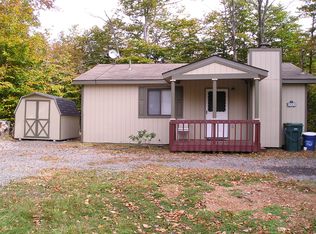 5641 Pembrook Dr, Tobyhanna, PA