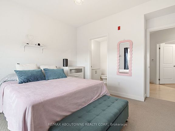 4th image of 4040 Upper Middle Rd #309