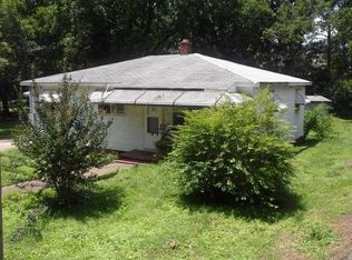 109 Burns St, Wellford, SC 29365