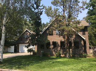 2448 NE Ravenwood Dr, Bend, OR 97701