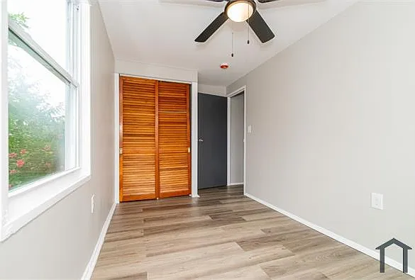 1335 Mantle St — Photo 16