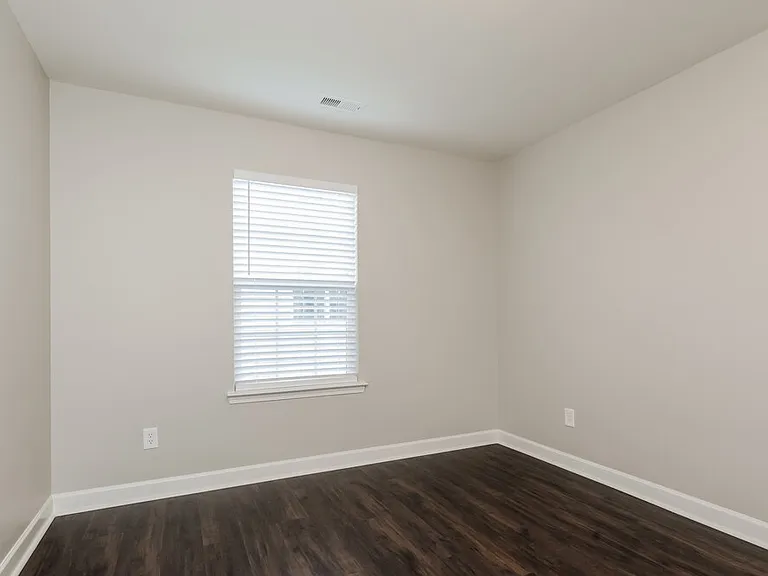 2108 Thorn Crest Dr — Photo 13