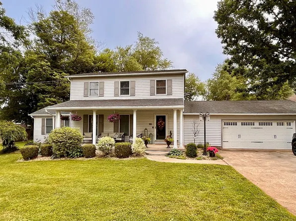 186 Ren Lee Ave, Ellwood City, PA 16117