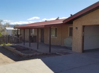 87 Feather Rd, Santa Fe, NM 87506