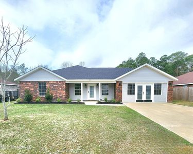 3221 N 8th St, Ocean Springs, MS, 39564