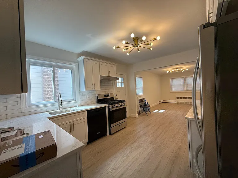 9 Court St #1 — Photo 8