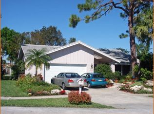 6771 Hollandaire Dr W, Boca Raton, FL 33433